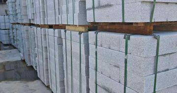 西藏芝麻白路牙石，路侧石