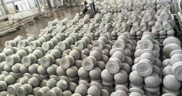 西藏芝麻白圆球 石球 挡车球