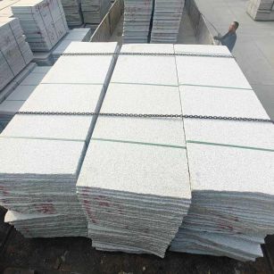 西藏芝麻白毛板，石材毛板