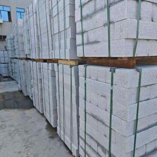 西藏芝麻白路牙石，路侧石