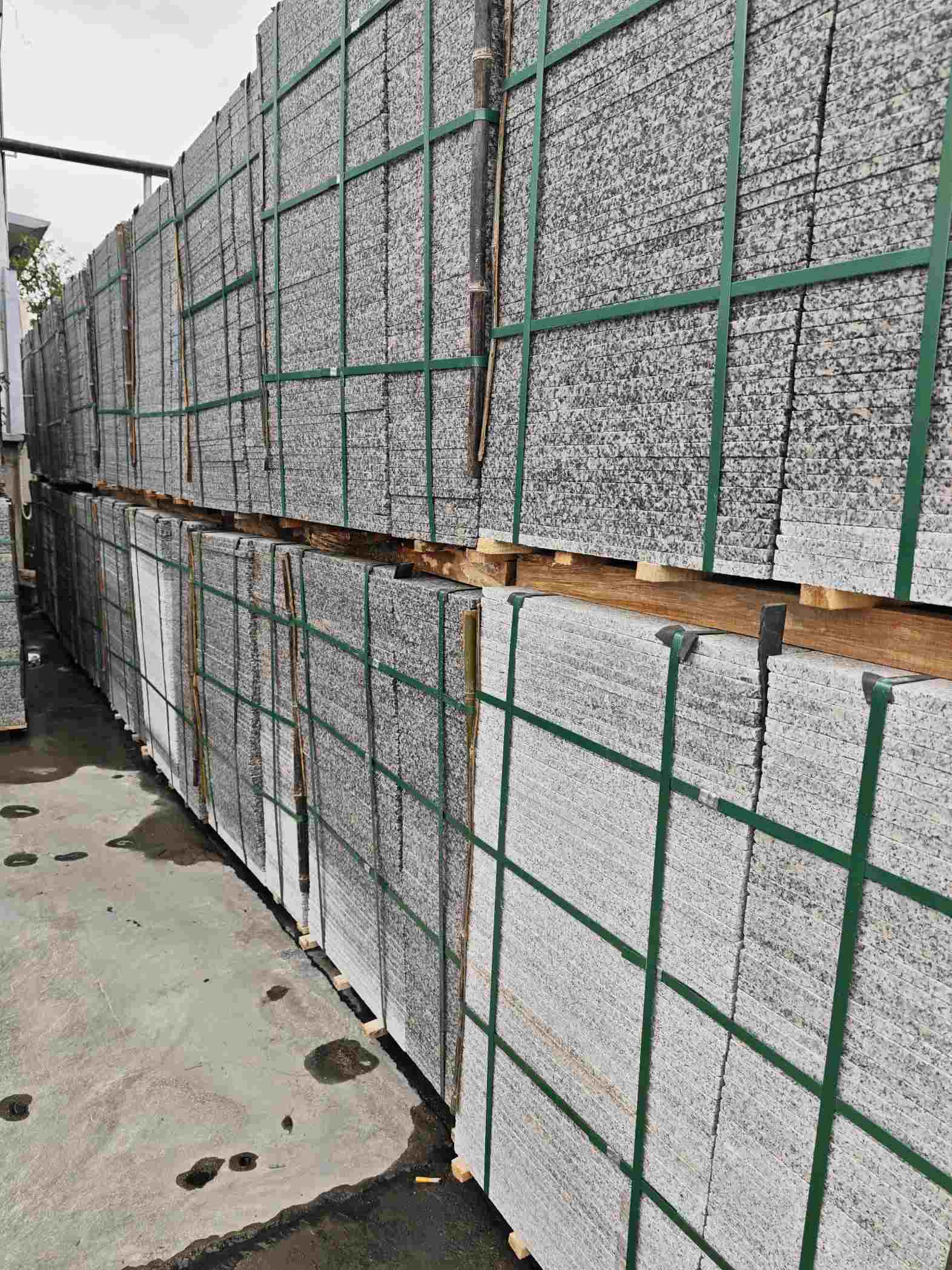 西藏芙蓉白地铺石，石材地铺石