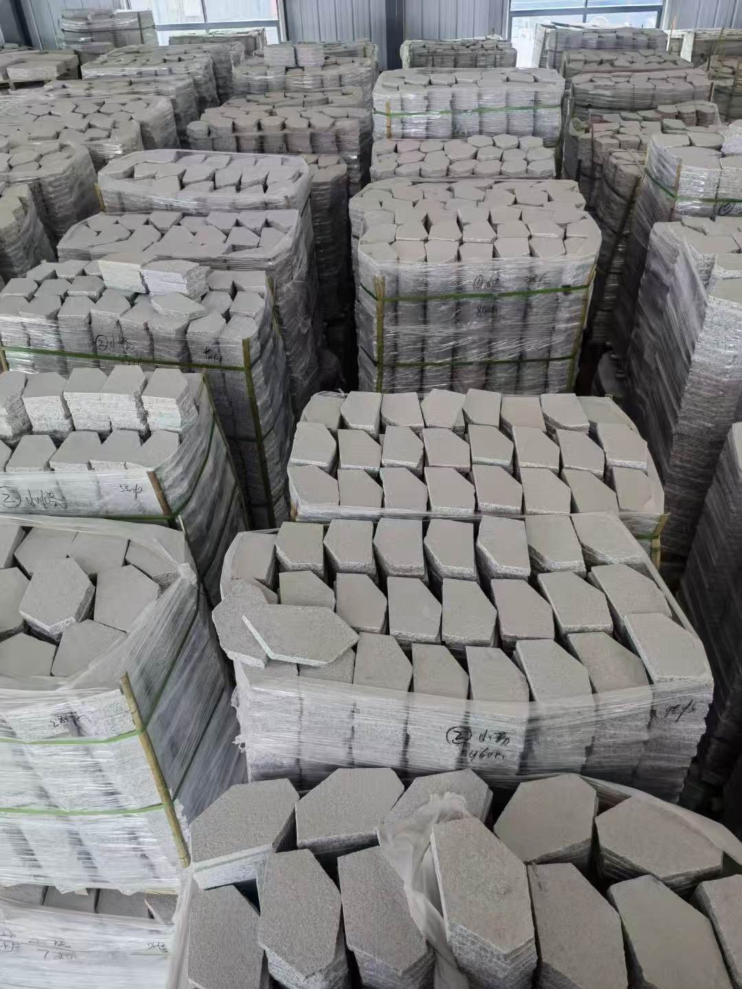 西藏芝麻白石材冰裂纹，碎拼。