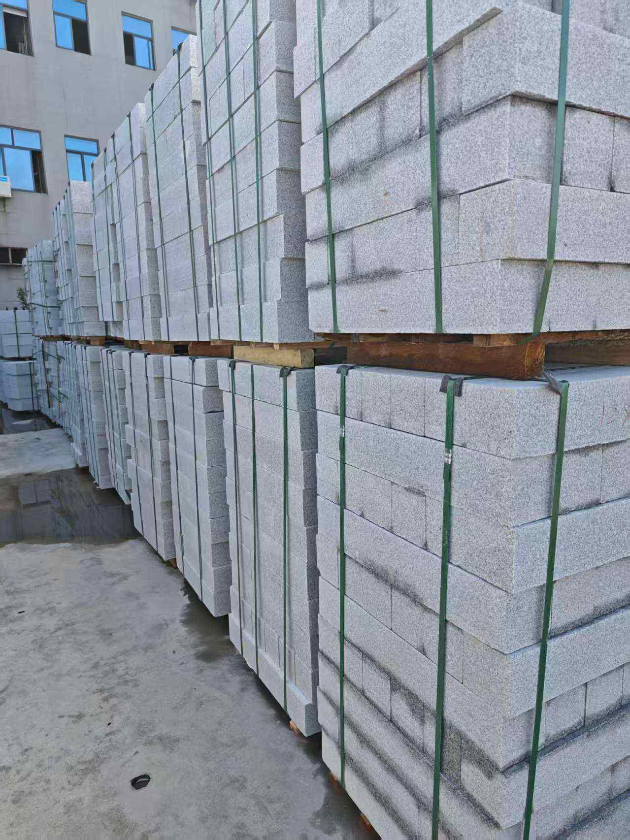 西藏芝麻白路牙石，路侧石